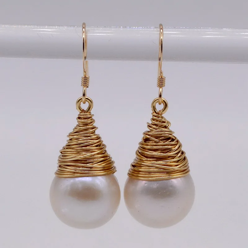 

Women's Earrings White Round Natural Pearl Gold Earrings Gold Plated Wire Wrap Design Earrings Fashion Drop Pearl Earrings