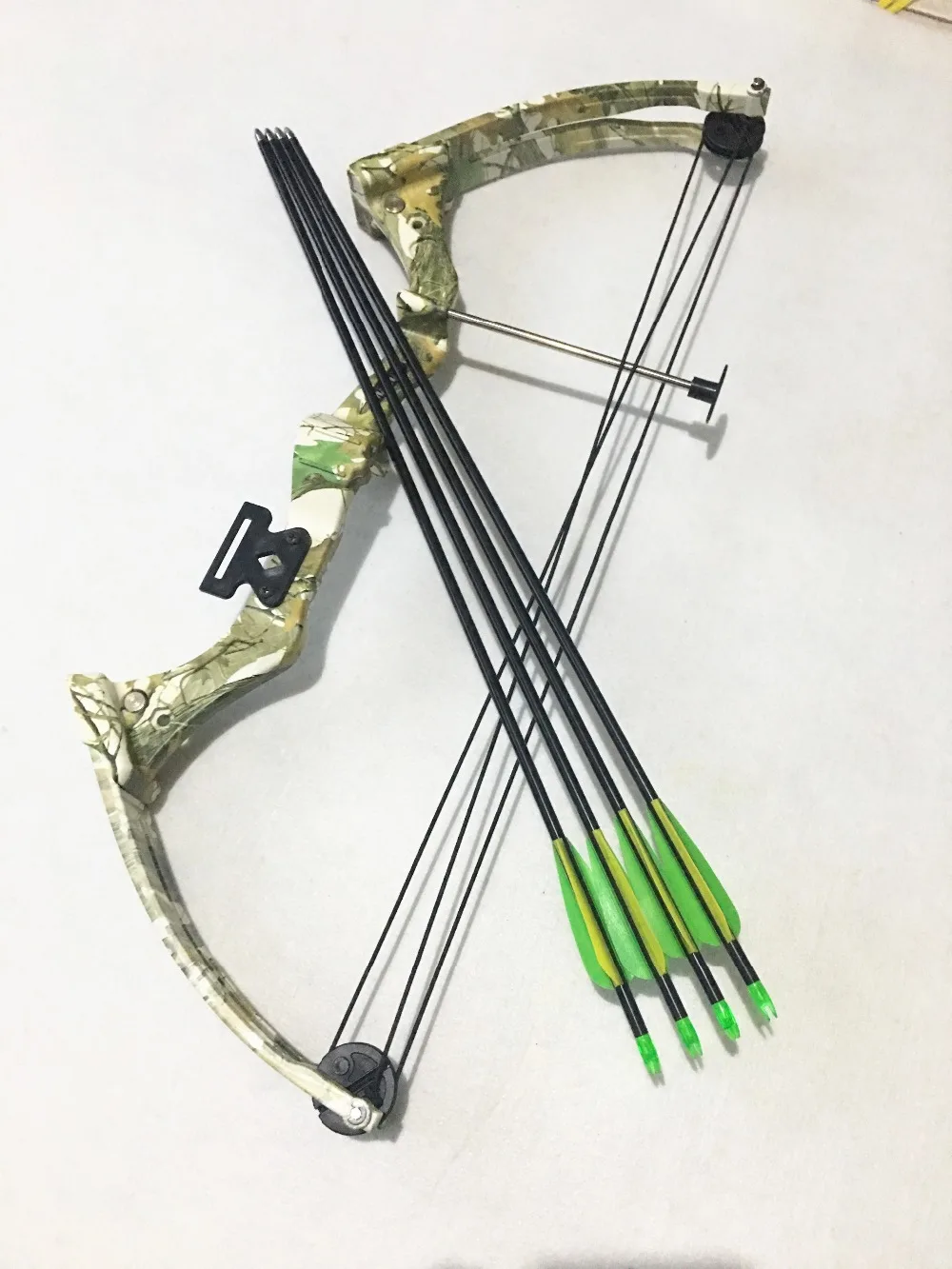 Two size for chosen 20 Pounds Aluminium Alloy Bow Hunting Bow & Arrow Set Pulley Fish Shooting Bow for Kids Adult