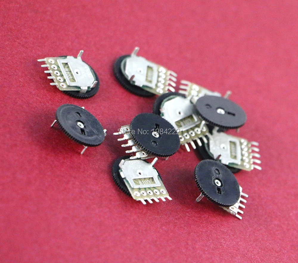 50 ชิ้น/ล็อตเปลี่ยนปริมาณสําหรับ Game boy สําหรับ GBA GBC เมนบอร์ด Potentiomete