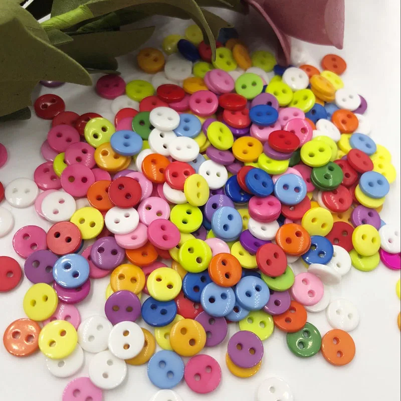 100/300/600 pcs Mix New 8mm 2 holes Plastic Button/Sewing lots Mix PT12