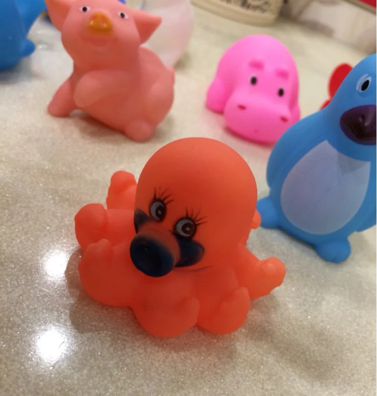 20 unidades/pacote animais mistos natação água brinquedos flutuador de borracha espremer som lavagem banho brinquedos crianças brinquedos educativos