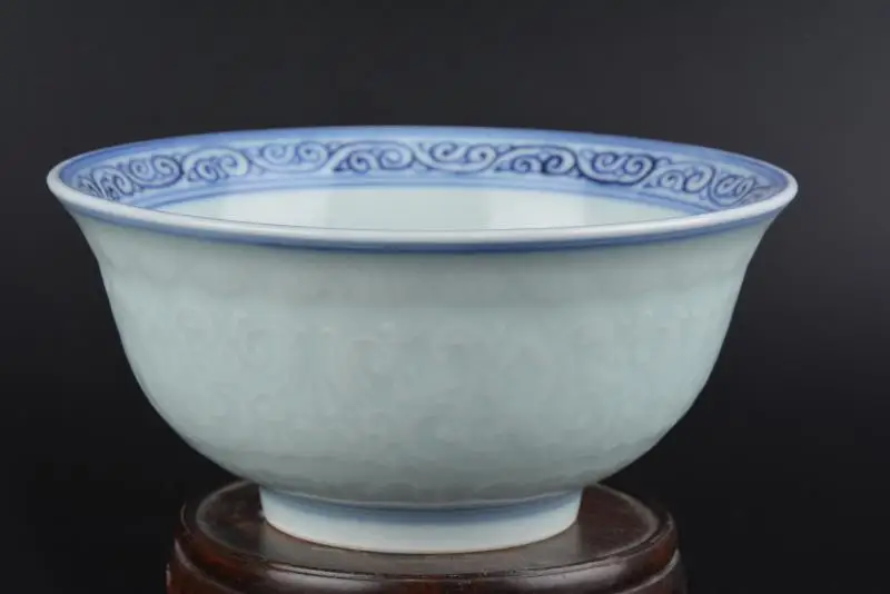 

antique MingDynasty(XUANDE) porcelain bowl,Blue&white Bowl,Flower,hand painted crafts /collection & adornment,Free shipping