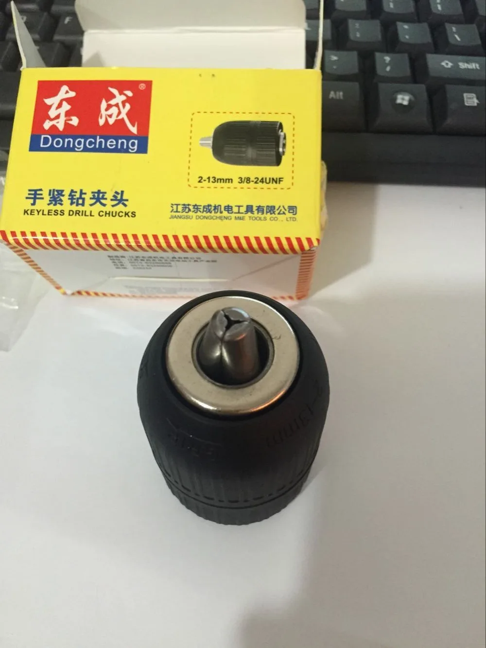 Di plastica Maniche 3/8 "-24UNF Drill Keyless Mandrino 2-13mm Gamma di Capacità