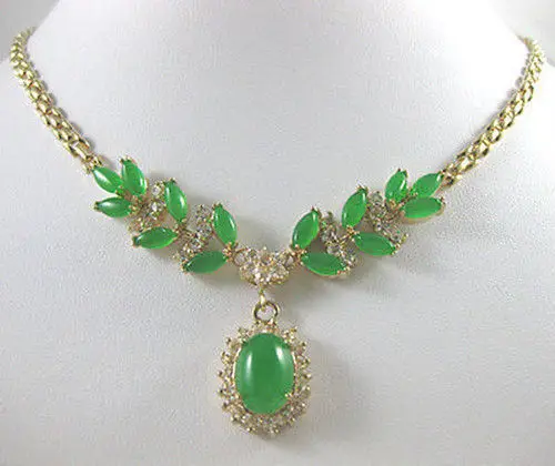 

Free shipping@@@@@New! Lady's noblest insert green stone bead necklace pendant 17 inch