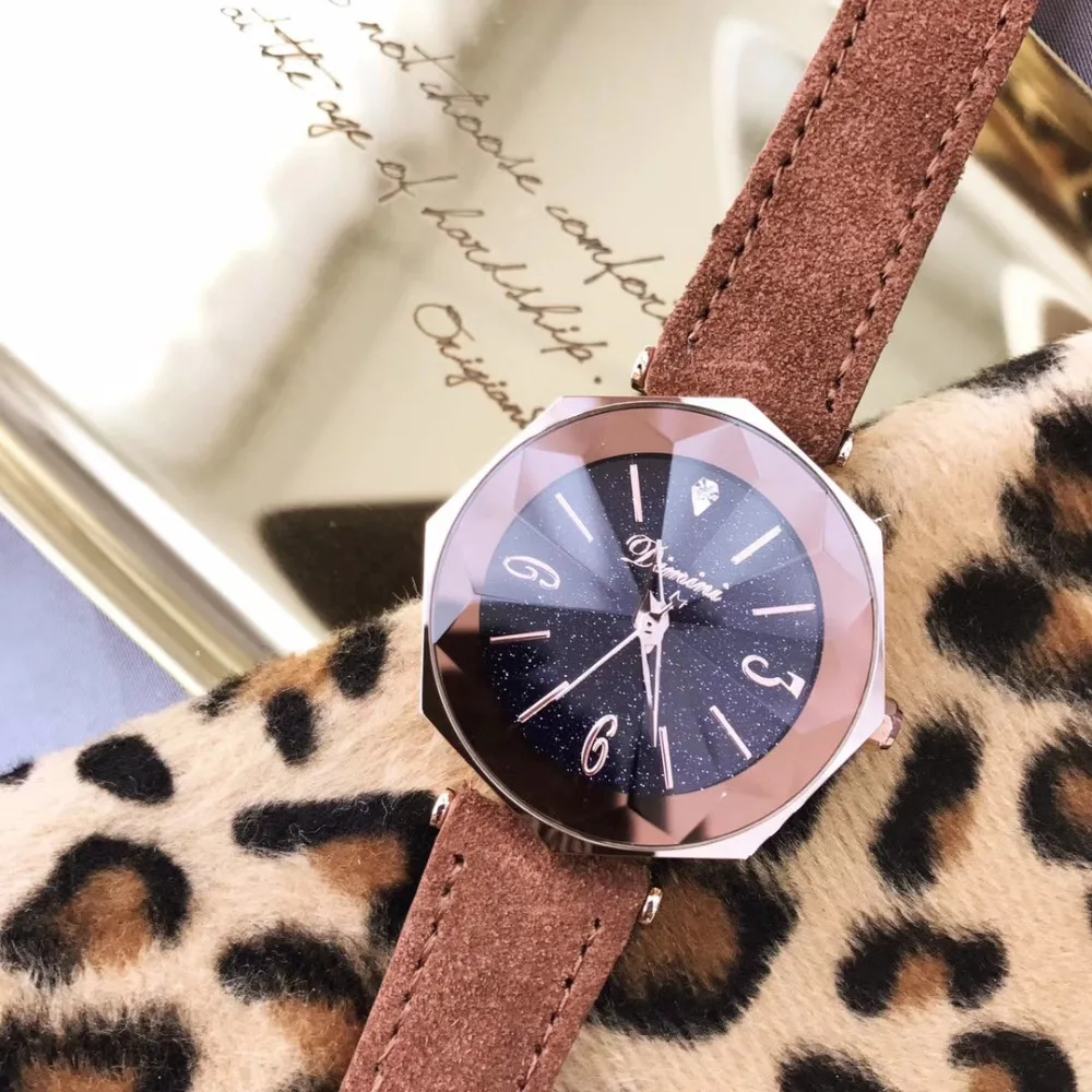 Personalized 8 Sides Geometric Watches for Women Vintage Fur Leather Strap Wrist watch Quartz Girl Students Analog Watch Faceted