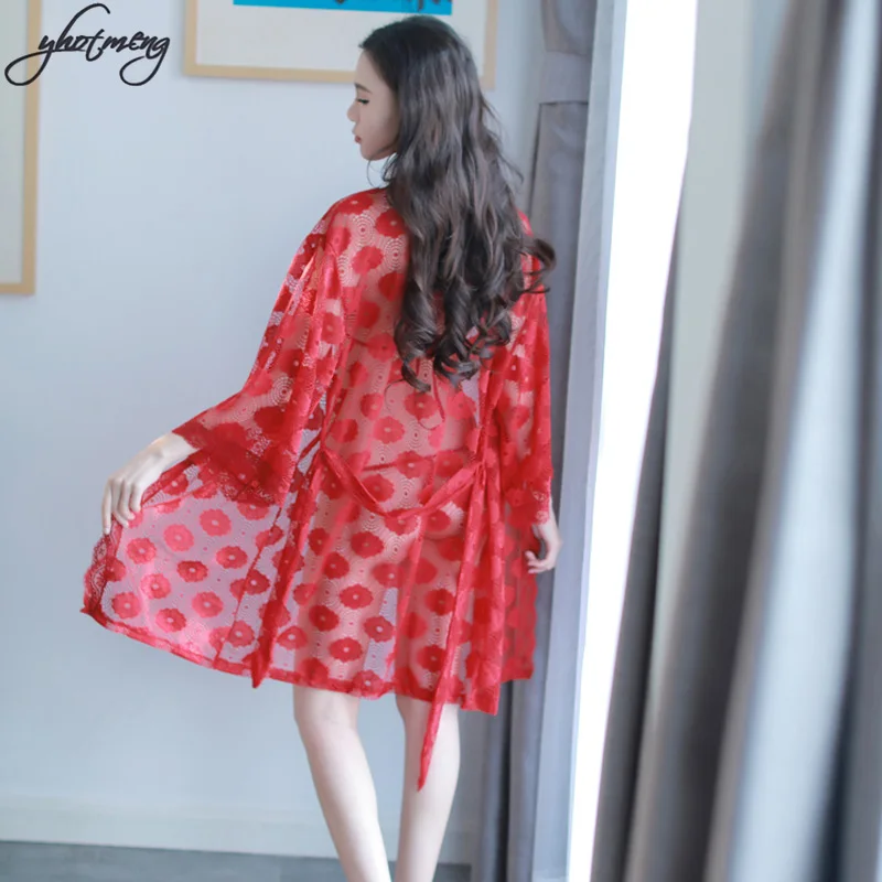 Yhotmeng 2019 new sexy ladies lace nightgown underwear T-shirt three-piece set of sexy temptation flowers hollow pajamas set