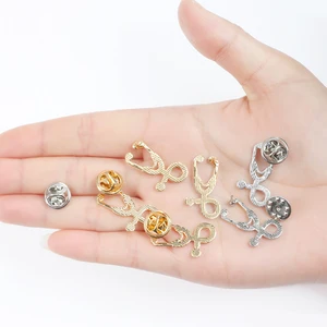 Ärzte Krankenschwestern Mini Stethoskop Broschen Broschen Pins Jacken Mantel Stellbeutel Button Collar Embleme Geschenke Medien Medien Medien 6 Hauptverkaufskrankenpflege Garrote - №1