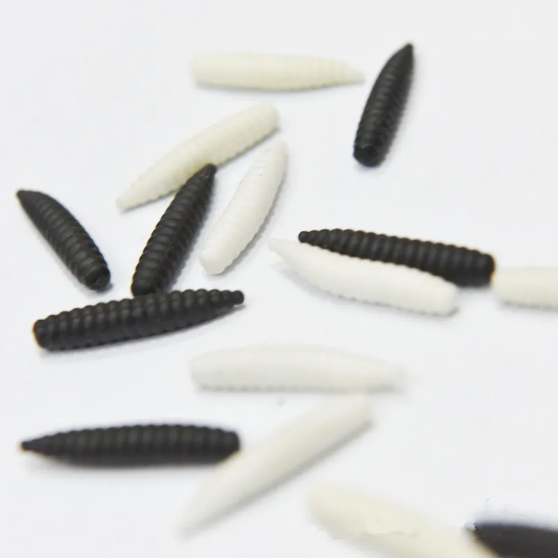 20pcs puntelli di simulazione insetto insetto giocattolo Maggot verme vegetale bavaglio e scherzi pratici giocattolo giocattoli ingannevoli bianco nero