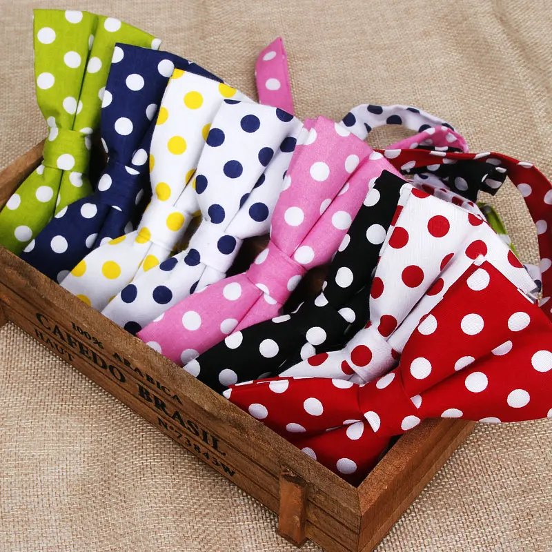 ใหม่ผู้ชาย Bowtie ผ้าผูกคอคลาสสิกจุด Bowties สำหรับงานแต่งงานแฟชั่น Casual Man Business Polka Dot Bow TIES cravat