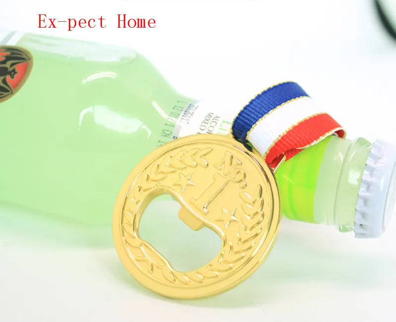 

50pcs No.1 Winner Gold Medal Bottle Opener Champion Beer Opener Creative Party Favors Attached A String