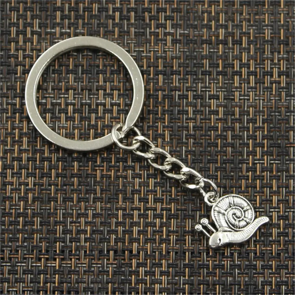 New Fashion Men 30mm Keychain DIY Metal Holder Chain Vintage Garden Snail 16x18mm Silver Color Pendant Gift