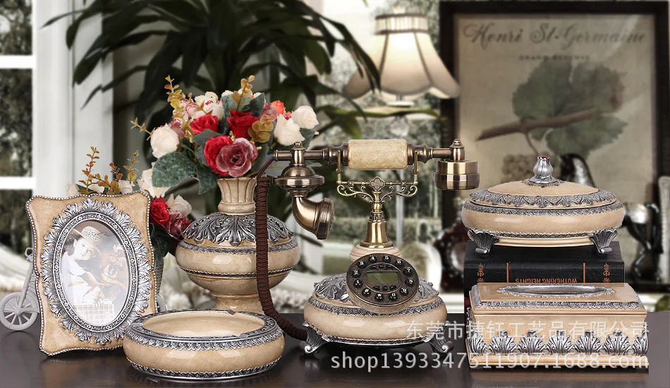 

Atis European bedroom living room lamp bedside telephone landline phone Home Furnishing antique lamp set