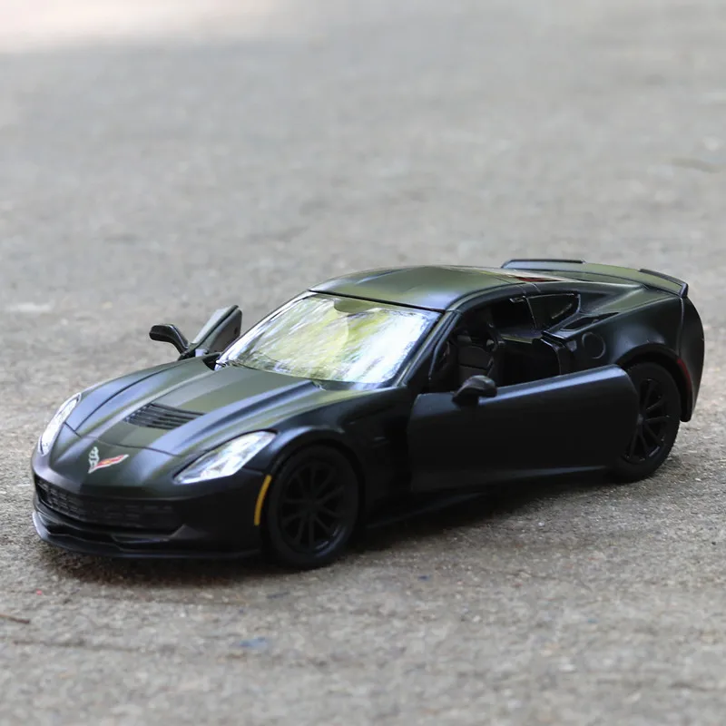 1/36 Chevrolet Corvette C7 Diecast Legering Model Pull Back Auto Kinderen Geschenken