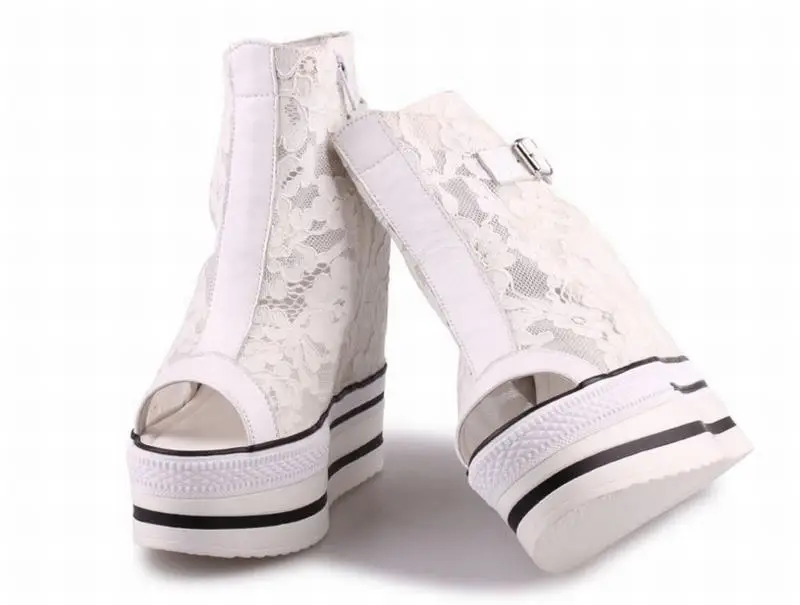 women new fashion sweet Lace flowers cool boots sexy open toe high quality platform buckle hidden wedges heels summer zip shoes