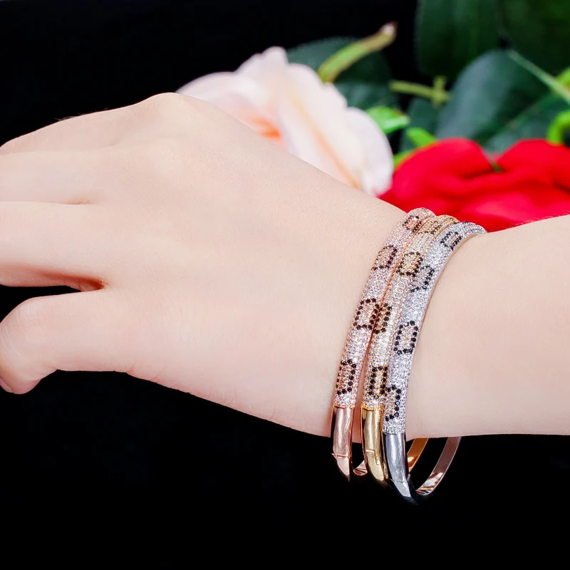Cwwcyrkon Micro Pave cyrkonia różowe złoto i srebro kolor miłość wąż Leopard otwarta bransoletka Bangle dla kobiet prezent BG032 — zdjęcie 7