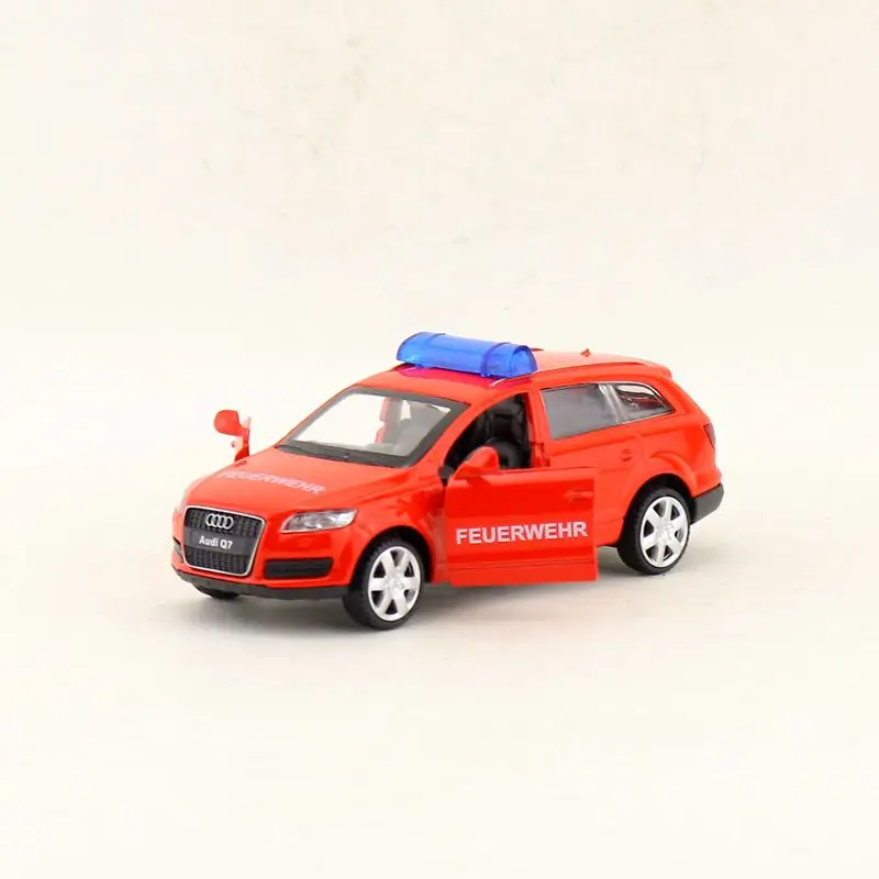 Caja de regalo de alta simulación, modelo de coche SUV de camión de bomberos Q7, aleación 1:43, embalaje Original, venta de juguetes, Envío Gratis
