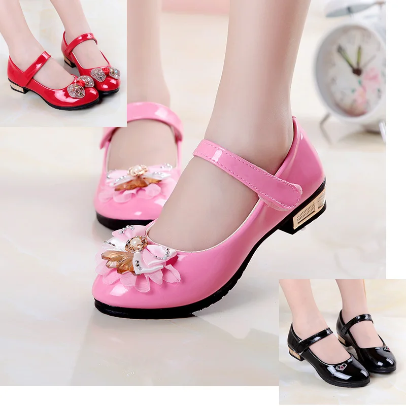 

2018Girls white dress shoes models bowknot princess shoes leather Korean students 3 color baby leather shoes for children 26-36