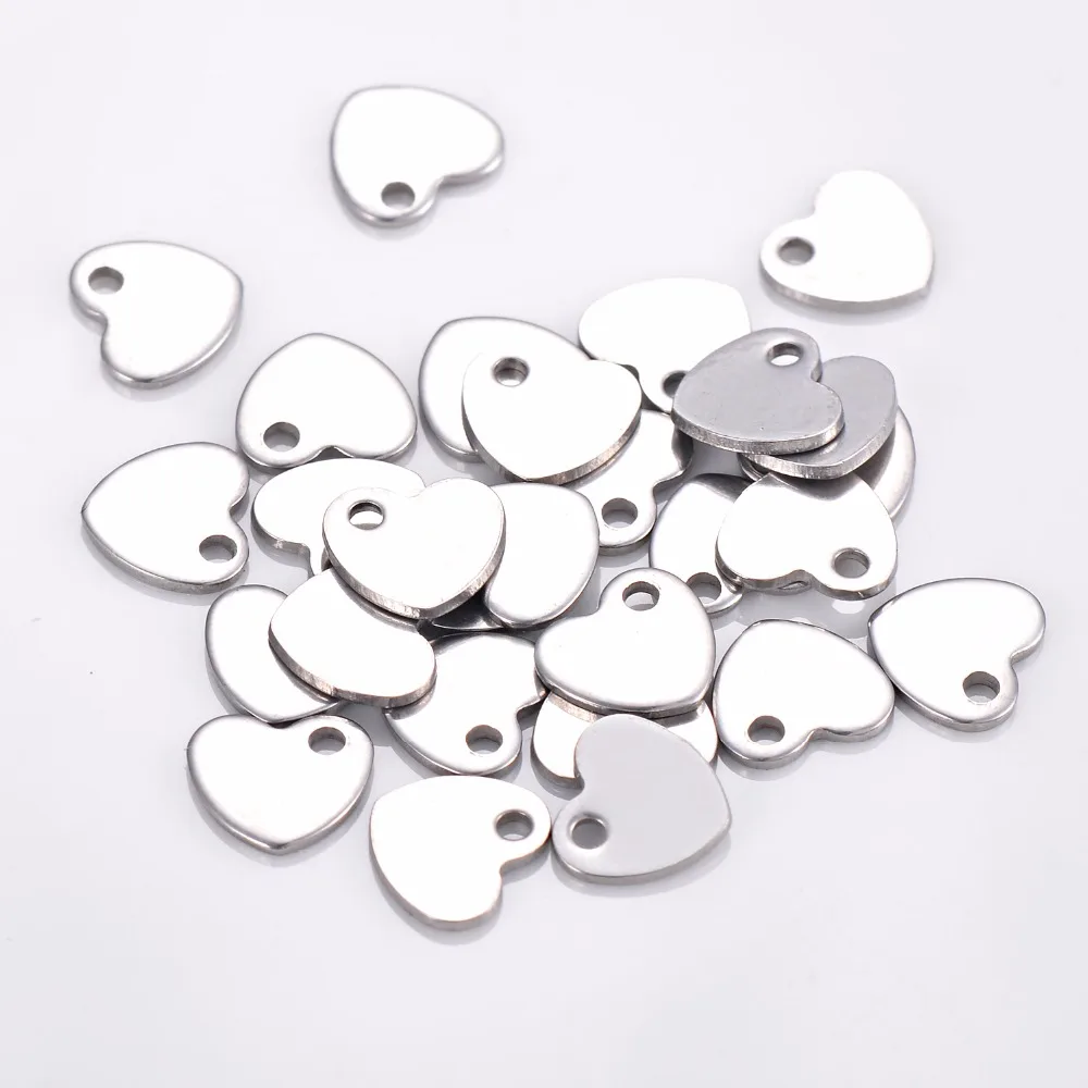 50pcs Stainless Steel Small Logo Heart Charm Jewelry Tags Makings Necklace Jewelry DIY Findings Tag for Logos Not Turn Off Color