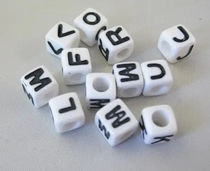 950PCS white/black cube alphabet letter beads 7mm FREE SHIPPING M18711