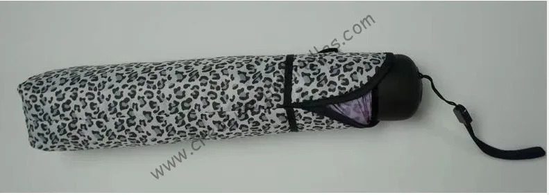 

Maple leaf umbrella,leopard printed fabric,8k ribs,three fold,hand open umbrellas,imitation paradise umbrella.supermini