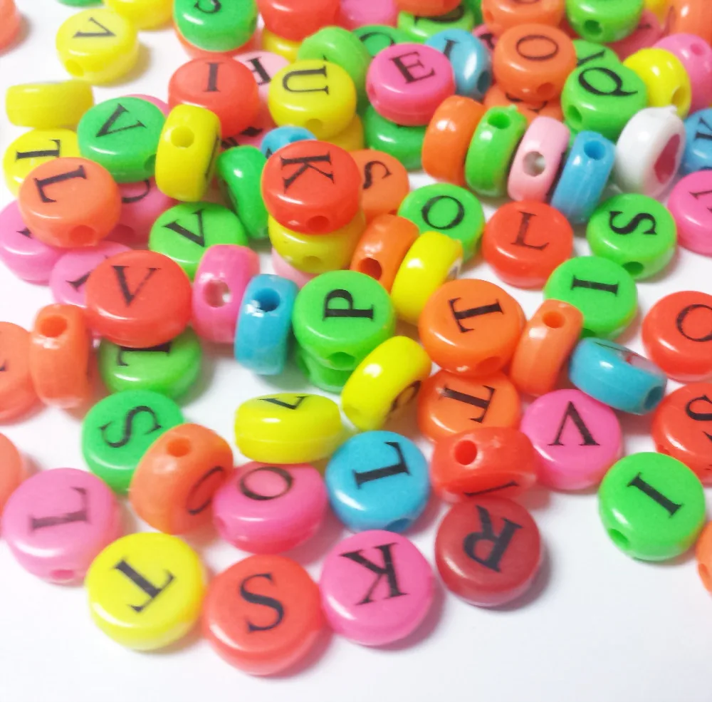 200PCS Wholesales bulk letter multi color Charms Loose Beads 10mm Color Pony Vintage charm princess school Classroom Home Craft