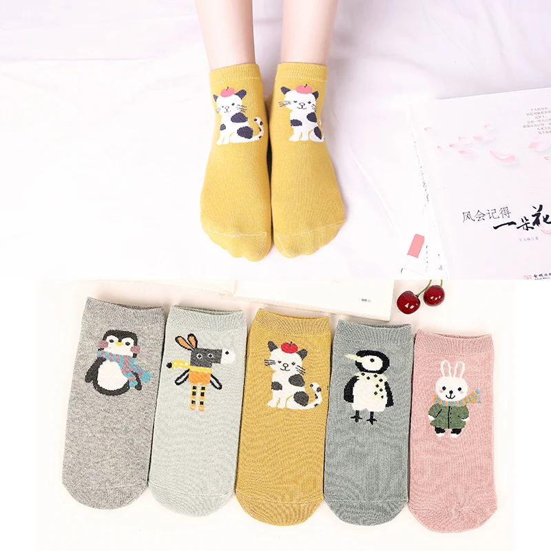 5Pairs New Arrivl Women Cotton Socks Pink Cute Cat Ankle Socks Short Women Socks Casual Animal Ear Red Heart Gril Socks 35-40