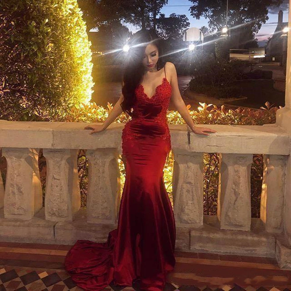 Sexy Arabic Dark Red Backless Mermaid Evening Dresses 2021 Spaghetti Sweep Train Appliques Beads Long Formal Prom Party Gowns