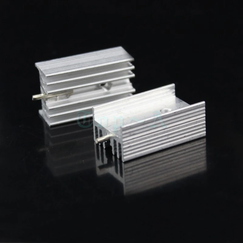 

10pcs 25x15x10mm Anodized Silver Fan Aluminum Heatsink Radiator Heat sink for TO-220 TO220 Transistor With Needle