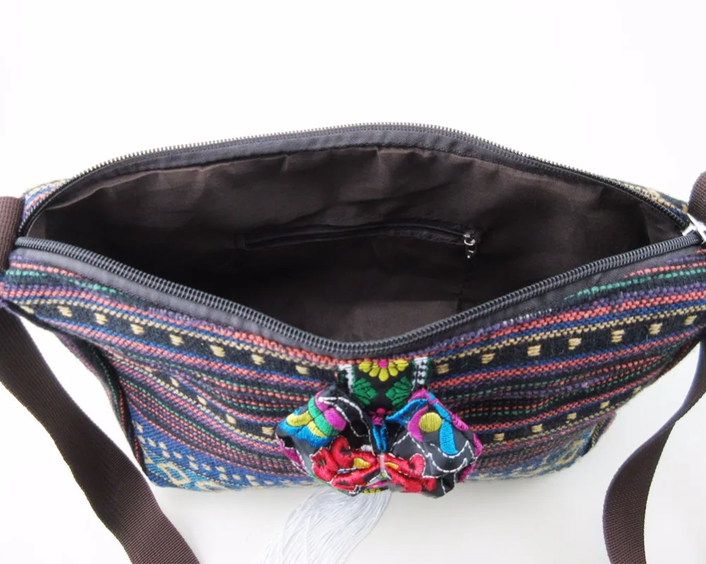 Free shipping Vintage Hmong Tribal Ethnic Thai Indian Boho shoulder message bag handmade embroidery floral Tapestry bag SYS-1014