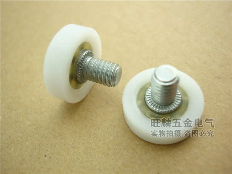 high quality polyformaldehyde POM coated with M6 screw  Diamater: 6*19*6mm