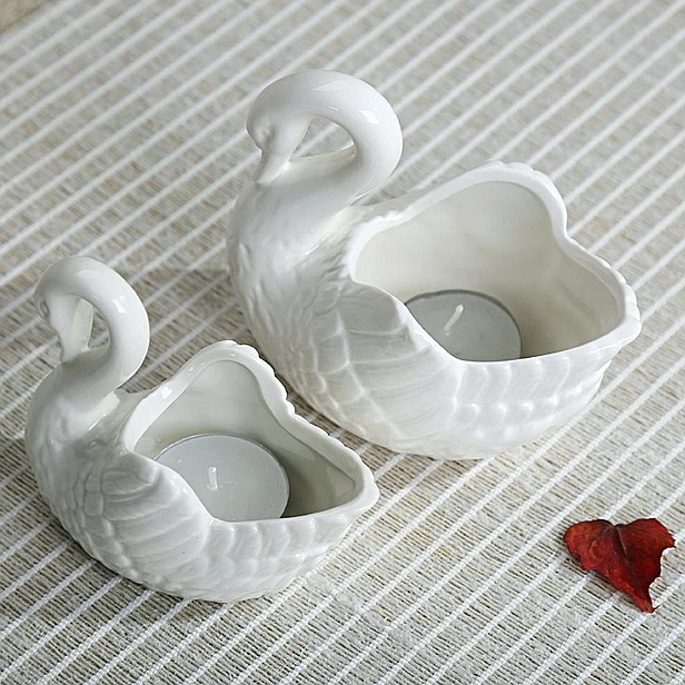 White Swan Candy Boxes of European High-Grade Ceramic, Creative Gift, Wedding Candle, Ceramic Storage Box, Home Furnishing Decor