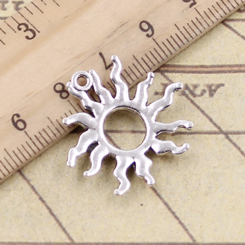 10pcs Charms Sun Sunshine 25x26mm Tibetan Silver Color Pendants Antique Jewelry Making DIY Handmade Craft