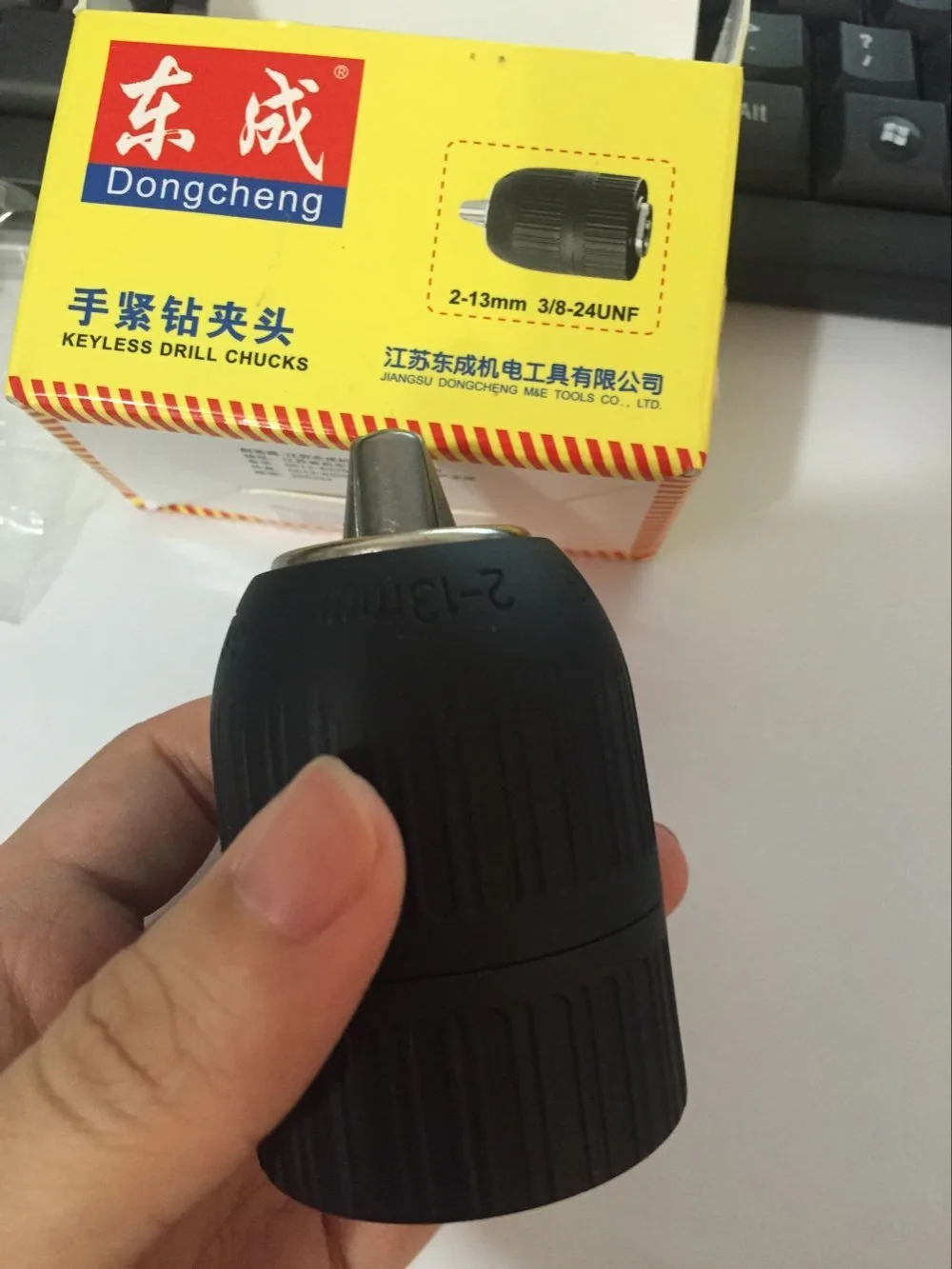 Di plastica Maniche 3/8 "-24UNF Drill Keyless Mandrino 2-13mm Gamma di Capacità