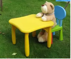 Table children chairs * children study desk. Where's the plum blossom