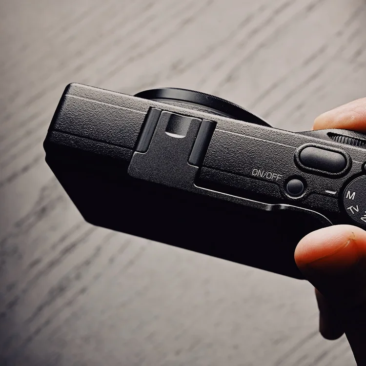 الألومنيوم الإبهام قبضة الإبهام بقية الإبهام حتى لريكو GR III GR 3 GR3 غطاء الحذاء الساخن