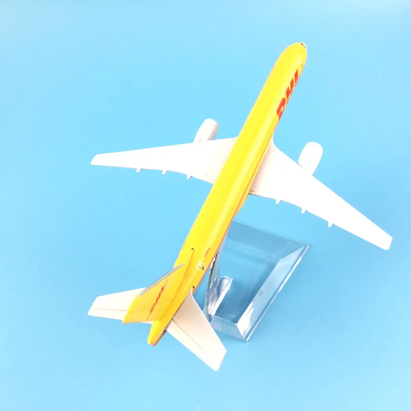 hot sell plane model Boeing 757 DHL cargo aircraft B757 16cm Alloy simulation airplane model for kids toys Christmas gift