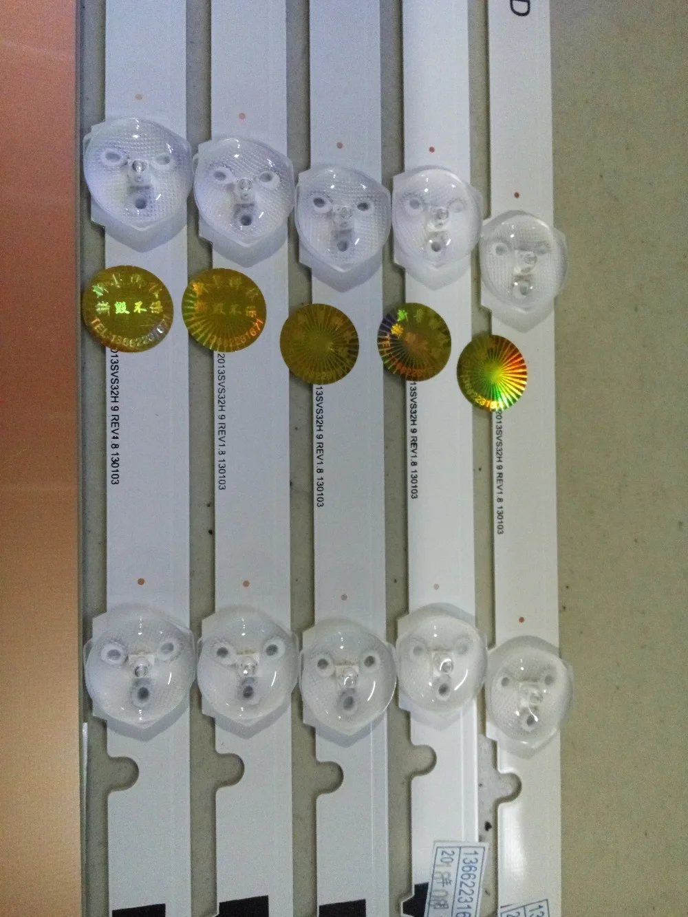 5pcs new original LED strip Circuits 2013SVS32H D2GE-320SC0-R3 9LED REV1.8 130103  FOR UA32F4088AR UA32F4088AR UA32F4088AJ  GLB