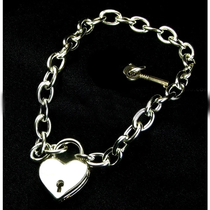

Punk Gothic Women Men Unisex Heart Lock Chain Choker Metal Link Heavy Duty Chains Collar Necklace