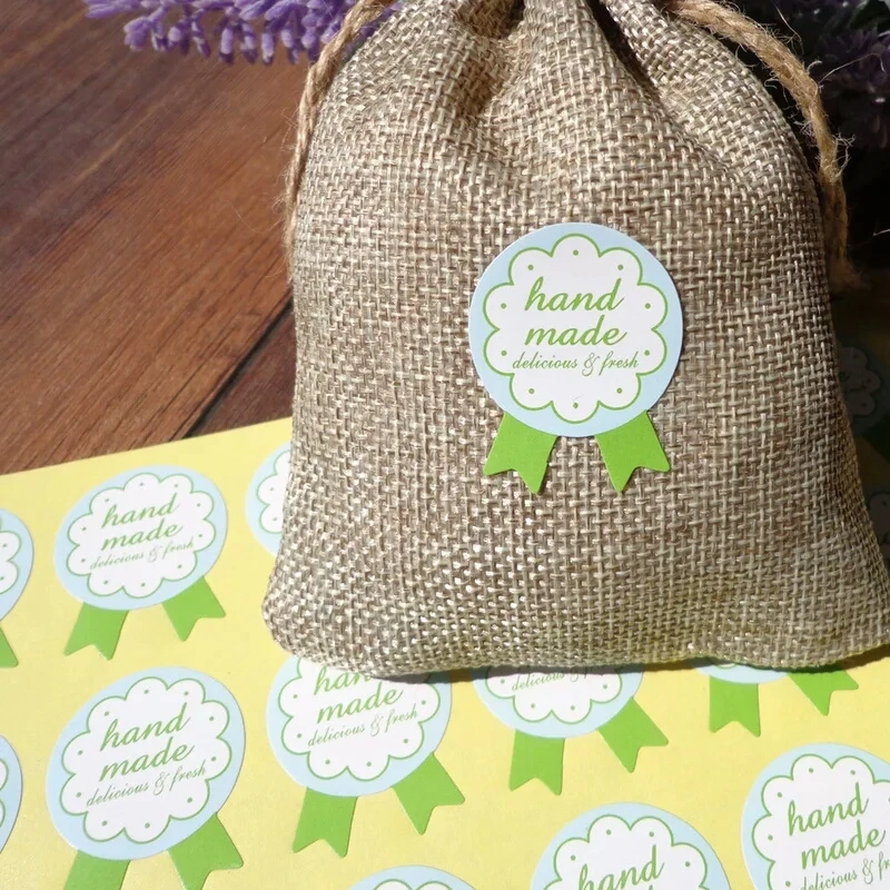 100PCS Hade Made With Love Green Medal Handmade Cake Packaging Label DIY Gift Label Sticker