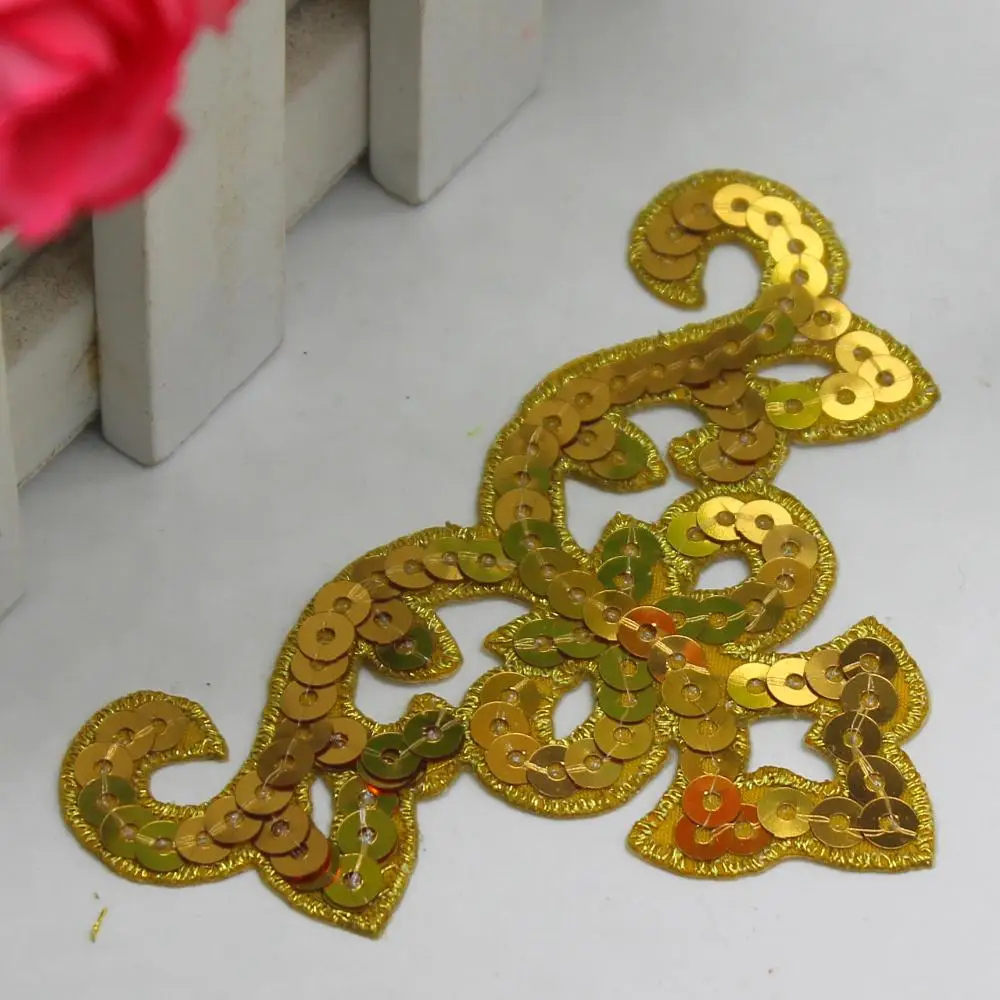 5 Pieces Sequined Appliques Gold Embroidery Patches Iron On Cosplay Diy Clothes Costume Trims 9.5*5.5CM