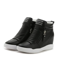 spring New brand Women Skateboarding shoes Slip-On outdoor walking Shoes jogging sneakers White Black Board Shoes