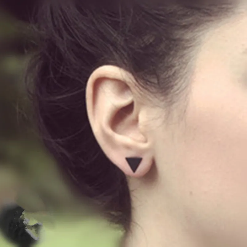 New Fashion Simple Black Triangle, Bee, Elephant, Skate, Ladies Earring Gift Wholesale