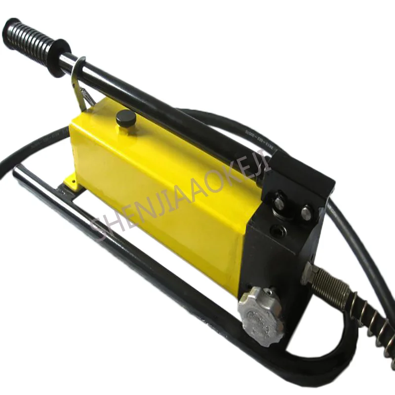 1PC Hydraulic Hand Pump CP-700B WITH PRESSURE GAUGE Manual Hydraulic Pump Portable Ultra-high Pressure Pump