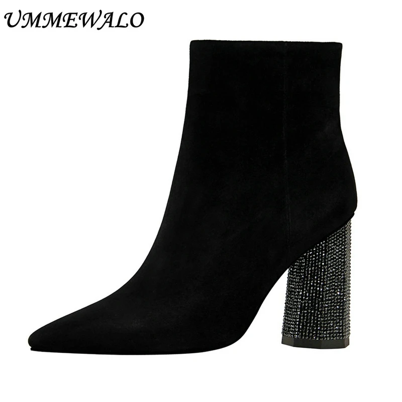 

UMMEWALO Ankle Length Flock Boots Women Fashion Pointed Toe High Heel Shoes Ankle Boots Winter Crystal Design Ladies Shoes