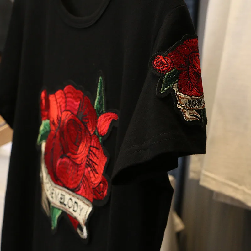 Rose embroidery T-shirt women 2022 summer New Short sleeve Pullovers black cotton round neck casual loose clothes Female tops