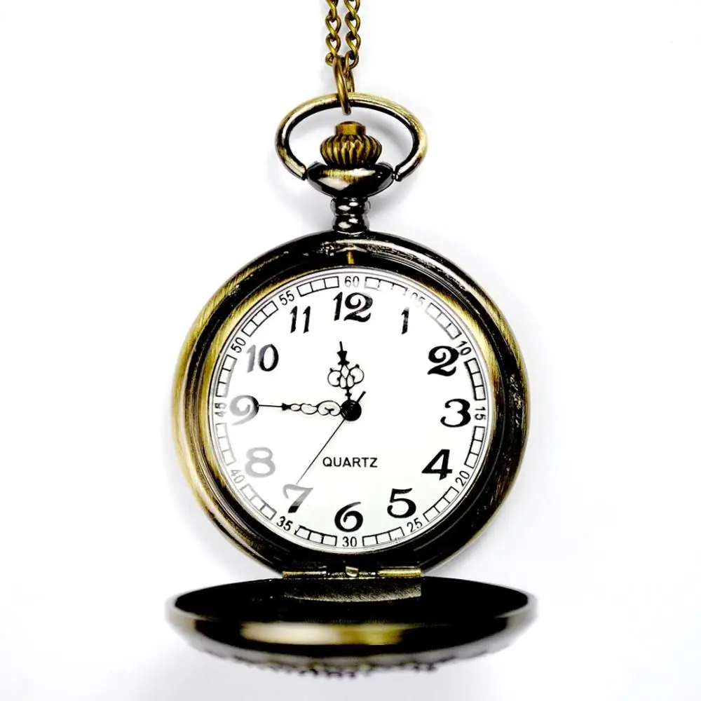 8024   Retro Fashion New Large Retro Wheel Retro Pocket Watch Classic Creative Flip Personality Pocket Watch With Necklace