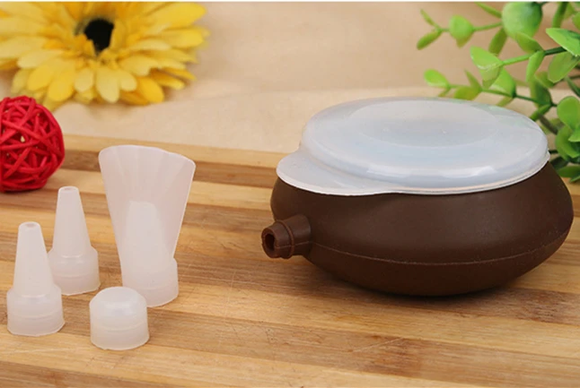 Middle Size Silicone Macaroon Pot Pastry Tips With 3 Pastry Nozzle For Cake Cream Muffin Dessert Decorators   E227