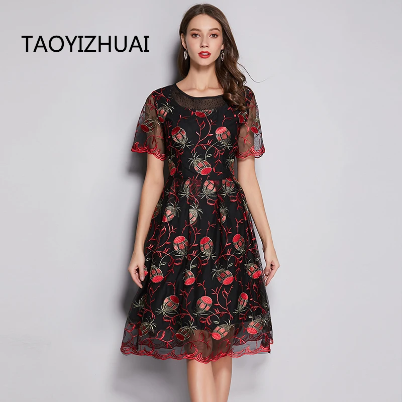 TAOYIZHUAI New Summer Arrival Hot Petal Short Sleeve Embroidery High Street A-Line Elegant  Party  Plus Size Women Dress 11716