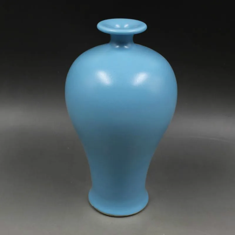 Chinese Classic Blue Glaze Handmade Antique Qing Yongzheng Ceramic Tabletop Flower Vase Decorative Vase