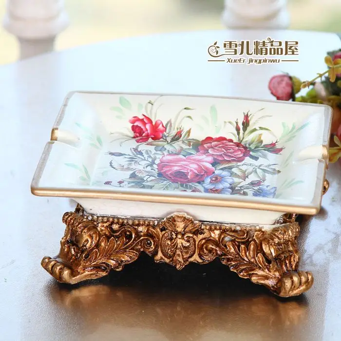 Luxury European style retro large ceramic ashtray ashtray fashion decoration Home Furnishing housewarming gift